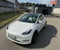 Белый Тесла Model Y, объемом двигателя 0 л и пробегом 59 тыс. км за 28000 $, фото 1 на Automoto.ua
