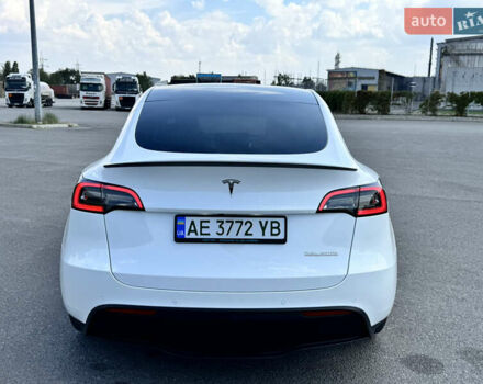 Белый Тесла Model Y, объемом двигателя 0 л и пробегом 64 тыс. км за 28500 $, фото 10 на Automoto.ua