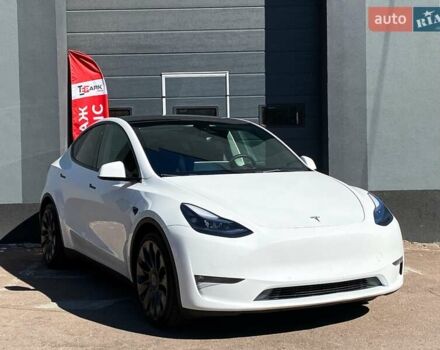 Тесла Model Y 2022 у Києві на Automoto.ua Білий Тесла Model Y, об'ємом двигуна 0 л та пробігом 59 тис. км за 31999 $, фото 11 на Automoto.ua