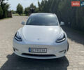 Белый Тесла Model Y, объемом двигателя 0 л и пробегом 26 тыс. км за 28300 $, фото 1 на Automoto.ua