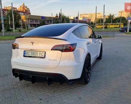 Белый Тесла Model Y, объемом двигателя 0 л и пробегом 87 тыс. км за 33000 $, фото 10 на Automoto.ua