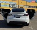 Белый Тесла Model Y, объемом двигателя 0 л и пробегом 50 тыс. км за 29000 $, фото 10 на Automoto.ua