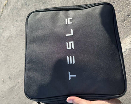 Белый Тесла Model Y, объемом двигателя 0 л и пробегом 51 тыс. км за 31000 $, фото 32 на Automoto.ua