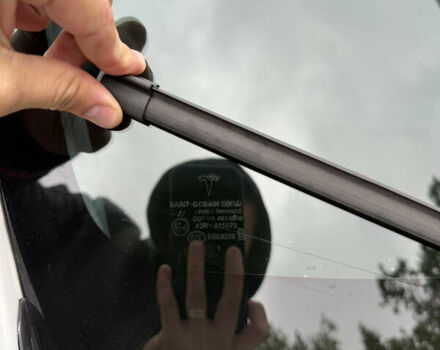 Білий Тесла Model Y, об'ємом двигуна 0 л та пробігом 82 тис. км за 25499 $, фото 26 на Automoto.ua