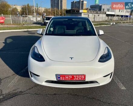 Белый Тесла Model Y, объемом двигателя 0 л и пробегом 39 тыс. км за 32500 $, фото 5 на Automoto.ua