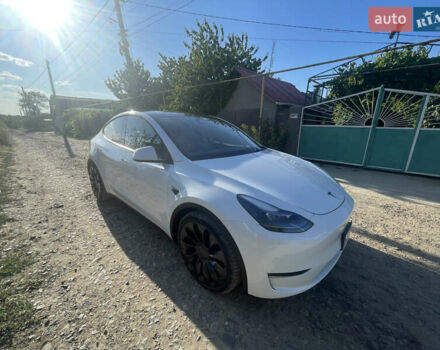 Белый Тесла Model Y, объемом двигателя 0 л и пробегом 52 тыс. км за 25500 $, фото 11 на Automoto.ua