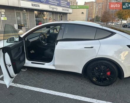 Белый Тесла Model Y, объемом двигателя 0 л и пробегом 80 тыс. км за 31500 $, фото 20 на Automoto.ua