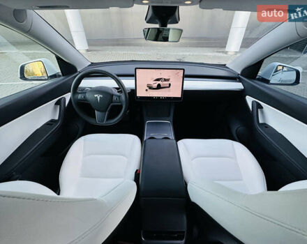 Белый Тесла Model Y, объемом двигателя 0 л и пробегом 47 тыс. км за 25900 $, фото 11 на Automoto.ua