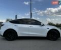 Белый Тесла Model Y, объемом двигателя 0 л и пробегом 59 тыс. км за 28800 $, фото 14 на Automoto.ua