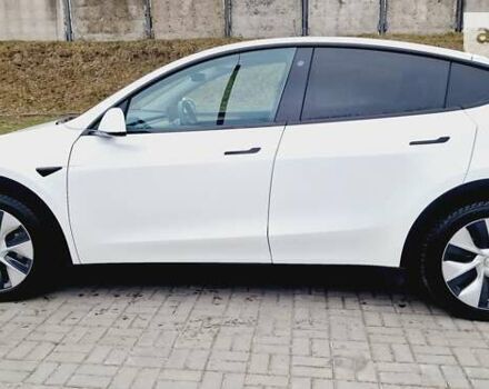 Білий Тесла Model Y, об'ємом двигуна 0 л та пробігом 48 тис. км за 41800 $, фото 25 на Automoto.ua