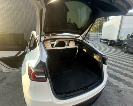 Белый Тесла Model Y, объемом двигателя 0 л и пробегом 25 тыс. км за 35500 $, фото 14 на Automoto.ua