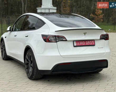 Білий Тесла Model Y, об'ємом двигуна 0 л та пробігом 115 тис. км за 25800 $, фото 10 на Automoto.ua