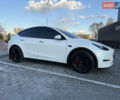 Белый Тесла Model Y, объемом двигателя 0 л и пробегом 45 тыс. км за 29999 $, фото 2 на Automoto.ua