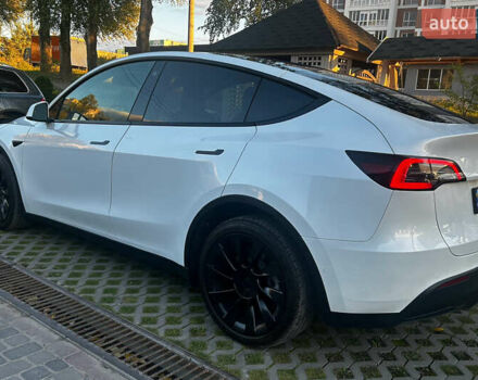 Тесла Model Y 2022 в Тернополе на Automoto.ua Белый Тесла Model Y, объемом двигателя 0 л и пробегом 52 тыс. км за 27300 $, фото 2 на Automoto.ua