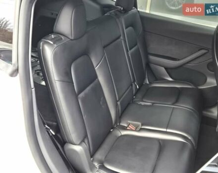 Белый Тесла Model Y, объемом двигателя 0 л и пробегом 70 тыс. км за 31500 $, фото 14 на Automoto.ua