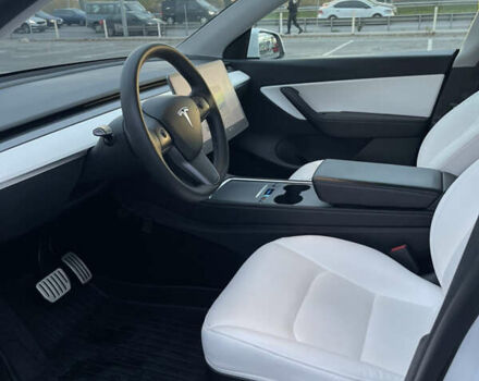 Белый Тесла Model Y, объемом двигателя 0 л и пробегом 117 тыс. км за 23200 $, фото 9 на Automoto.ua
