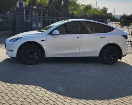 Белый Тесла Model Y, объемом двигателя 0 л и пробегом 62 тыс. км за 25950 $, фото 6 на Automoto.ua
