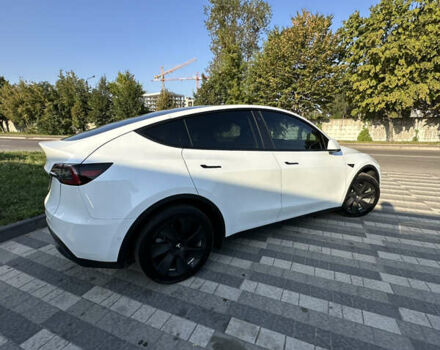 Тесла Model Y 2022 в Львове на Automoto.ua Белый Тесла Model Y, объемом двигателя 0 л и пробегом 60 тыс. км за 25500 $, фото 3 на Automoto.ua