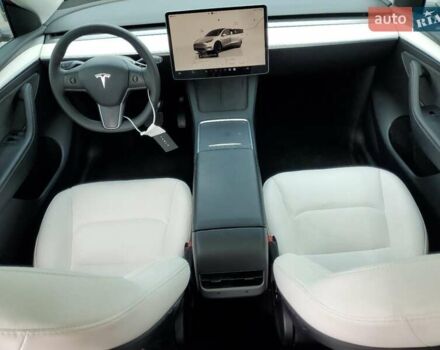 Білий Тесла Model Y, об'ємом двигуна 0 л та пробігом 29 тис. км за 8500 $, фото 7 на Automoto.ua