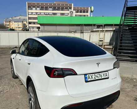 Белый Тесла Model Y, объемом двигателя 0 л и пробегом 17 тыс. км за 27500 $, фото 4 на Automoto.ua
