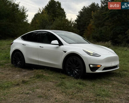 Тесла Model Y 2022 у Городке на Automoto.ua Білий Тесла Model Y, об'ємом двигуна 0 л та пробігом 102 тис. км за 28200 $, фото 4 на Automoto.ua
