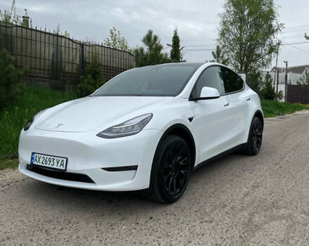 Белый Тесла Model Y, объемом двигателя 0 л и пробегом 5 тыс. км за 36500 $, фото 6 на Automoto.ua