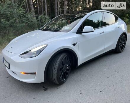 Белый Тесла Model Y, объемом двигателя 0 л и пробегом 8 тыс. км за 35000 $, фото 9 на Automoto.ua