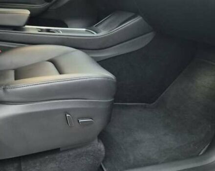 Белый Тесла Model Y, объемом двигателя 0 л и пробегом 27 тыс. км за 29000 $, фото 15 на Automoto.ua