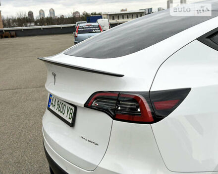 Белый Тесла Model Y, объемом двигателя 0 л и пробегом 50 тыс. км за 32500 $, фото 12 на Automoto.ua
