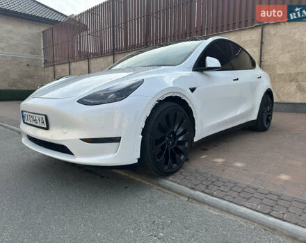 Белый Тесла Model Y, объемом двигателя 0 л и пробегом 50 тыс. км за 27700 $, фото 4 на Automoto.ua