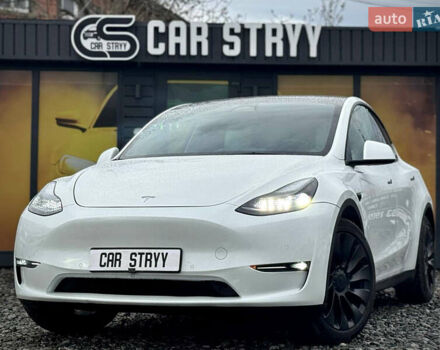 Білий Тесла Model Y, об'ємом двигуна 0 л та пробігом 62 тис. км за 27400 $, фото 2 на Automoto.ua