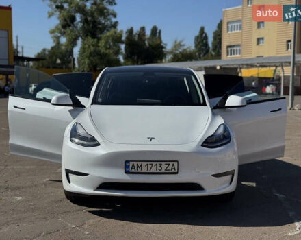 Белый Тесла Model Y, объемом двигателя 0 л и пробегом 50 тыс. км за 28000 $, фото 5 на Automoto.ua