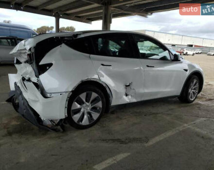 Белый Тесла Model Y, объемом двигателя 0 л и пробегом 53 тыс. км за 17700 $, фото 2 на Automoto.ua
