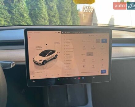 Белый Тесла Model Y, объемом двигателя 0 л и пробегом 12 тыс. км за 30500 $, фото 24 на Automoto.ua