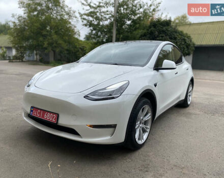 Белый Тесла Model Y, объемом двигателя 0 л и пробегом 58 тыс. км за 24000 $, фото 5 на Automoto.ua