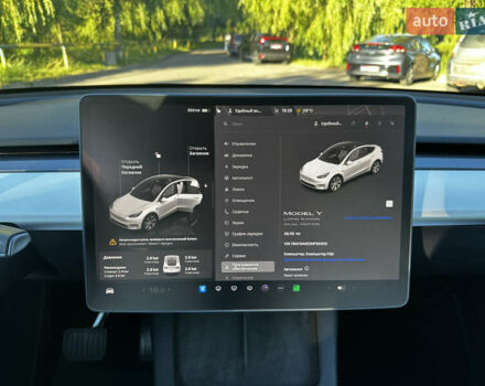 Тесла Model Y 2022 в Ровно на Automoto.ua Белый Тесла Model Y, объемом двигателя 0 л и пробегом 39 тыс. км за 26900 $, фото 4 на Automoto.ua