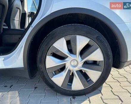 Белый Тесла Model Y, объемом двигателя 0 л и пробегом 12 тыс. км за 30500 $, фото 49 на Automoto.ua