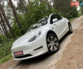 Белый Тесла Model Y, объемом двигателя 0 л и пробегом 25 тыс. км за 26500 $, фото 1 на Automoto.ua