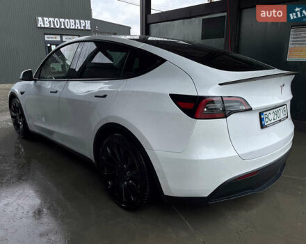 Белый Тесла Model Y, объемом двигателя 0 л и пробегом 48 тыс. км за 32000 $, фото 2 на Automoto.ua
