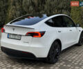 Белый Тесла Model Y, объемом двигателя 0 л и пробегом 129 тыс. км за 27400 $, фото 12 на Automoto.ua