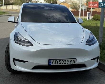 Белый Тесла Model Y, объемом двигателя 0 л и пробегом 59 тыс. км за 28800 $, фото 2 на Automoto.ua