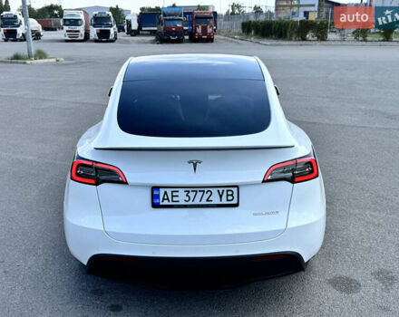 Белый Тесла Model Y, объемом двигателя 0 л и пробегом 64 тыс. км за 28500 $, фото 9 на Automoto.ua