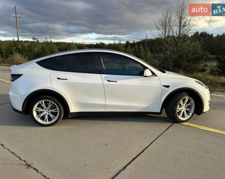 Тесла Model Y 2022 у Житомирі на Automoto.ua Білий Тесла Model Y, об'ємом двигуна 0 л та пробігом 195 тис. км за 21700 $, фото 2 на Automoto.ua