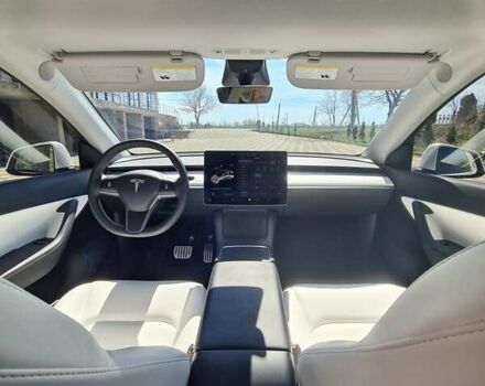 Білий Тесла Model Y, об'ємом двигуна 0 л та пробігом 22 тис. км за 35000 $, фото 4 на Automoto.ua