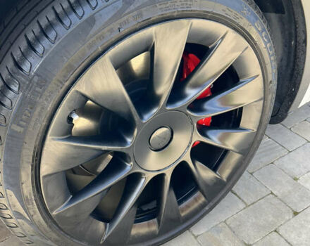 Тесла Model Y 2022 у Вінниці на Automoto.ua Білий Тесла Model Y, об'ємом двигуна 0 л та пробігом 43 тис. км за 28500 $, фото 37 на Automoto.ua