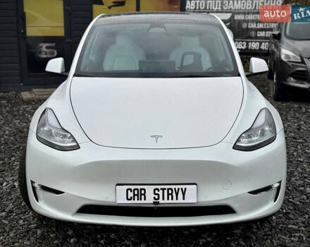 Білий Тесла Model Y, об'ємом двигуна 0 л та пробігом 62 тис. км за 27400 $, фото 6 на Automoto.ua