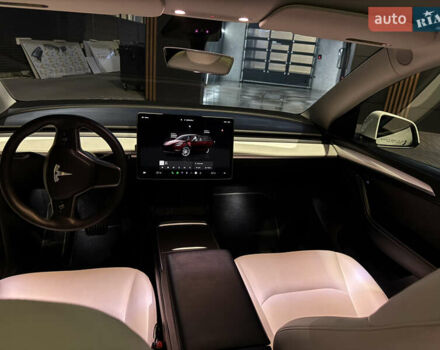 Тесла Model Y 2022 у Черкасах на Automoto.ua Білий Тесла Model Y, об'ємом двигуна 0 л та пробігом 37 тис. км за 26500 $, фото 6 на Automoto.ua