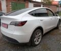 Белый Тесла Model Y, объемом двигателя 0 л и пробегом 71 тыс. км за 23200 $, фото 25 на Automoto.ua