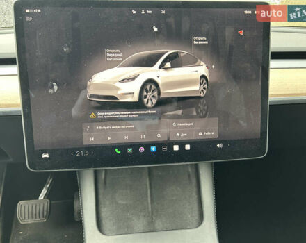 Тесла Model Y 2022 у Вінниці на Automoto.ua Білий Тесла Model Y, об'ємом двигуна 0 л та пробігом 80 тис. км за 24900 $, фото 14 на Automoto.ua
