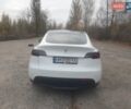 Білий Тесла Model Y, об'ємом двигуна 0 л та пробігом 45 тис. км за 21500 $, фото 2 на Automoto.ua
